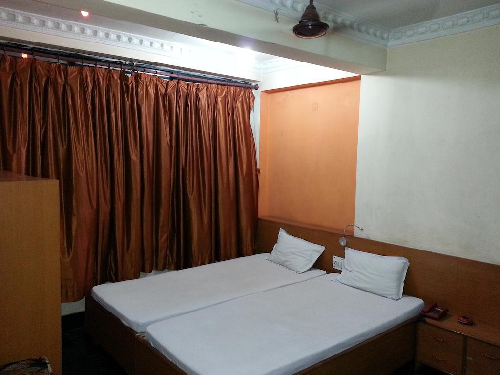 Hotel Marina Inn Dhanbād Szoba fotó
